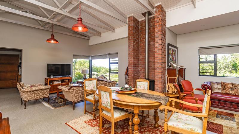 3 Bedroom Property for Sale in Outeniqua Strand Western Cape